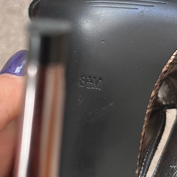 NEW! GUESS SNAKE SKIN STRAPPY SHINY STILETTO HEELS HEEL SIZE 8.5 - Picture 7 of 7